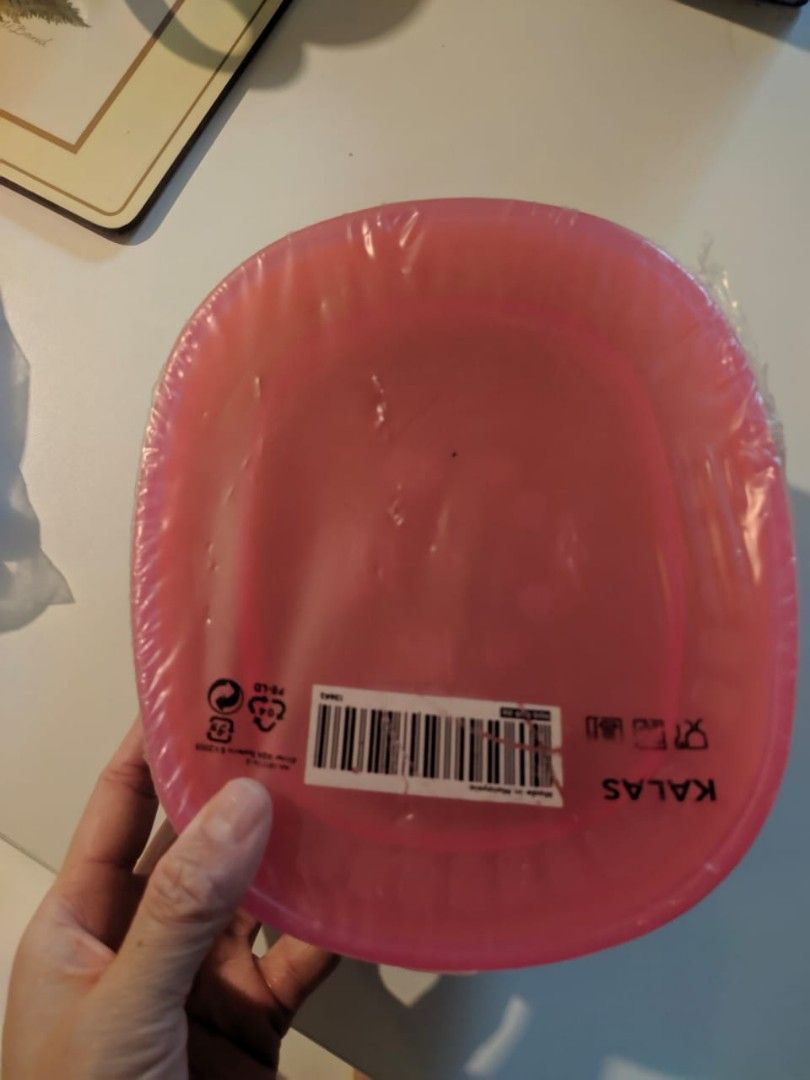 IKEA plastic plates for kids, Furniture & Home Living, Kitchenware