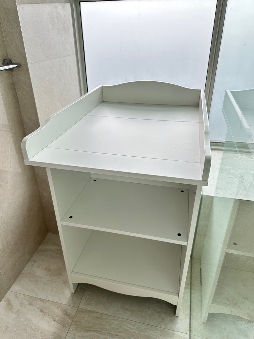 IKEA Smagora Changing Table with FREE Mamas & Papas changing mat