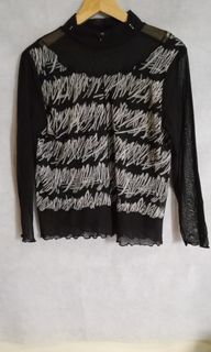 Iner Bahan tile warna hitam