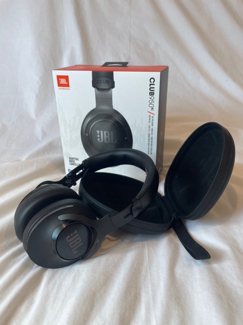 Jbl club store 950nc headphones