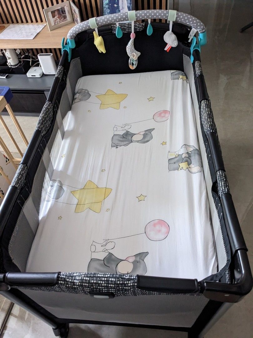 Joie Playpen, Babies & Kids, Baby Nursery & Kids Furniture, Cots