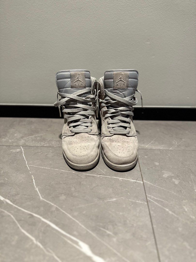 Air jordan hotsell 1 grey suede