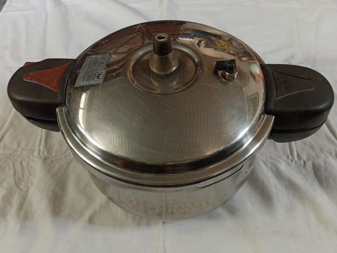 Korea 7L 24cm Pressure Cooker Pot, Furniture & Home Living, Kitchenware