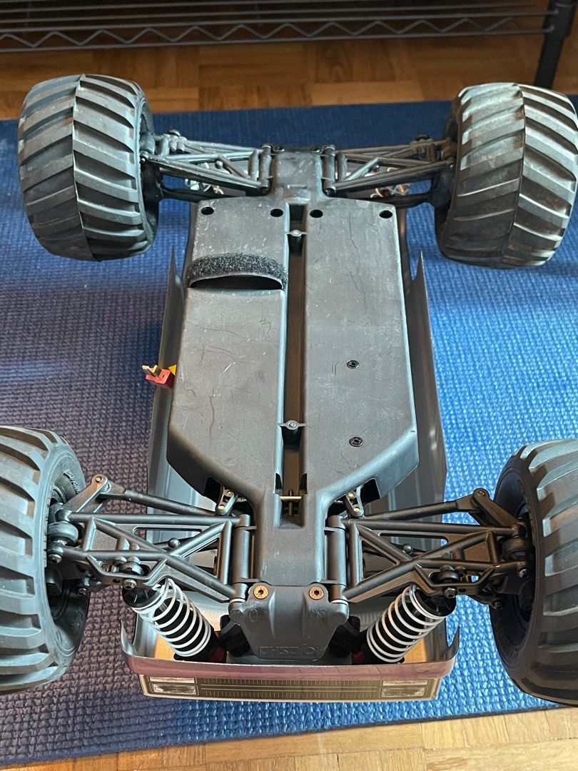 Kyosho mad wan 1/10, 興趣及遊戲, 玩具& 遊戲類- Carousell