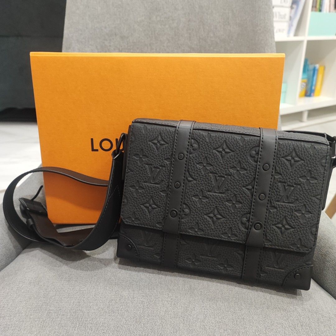 Louis Vuitton Steamer Backpack Monogram Eclipse Canvas in Grey, Luxury,  Bags & Wallets on Carousell