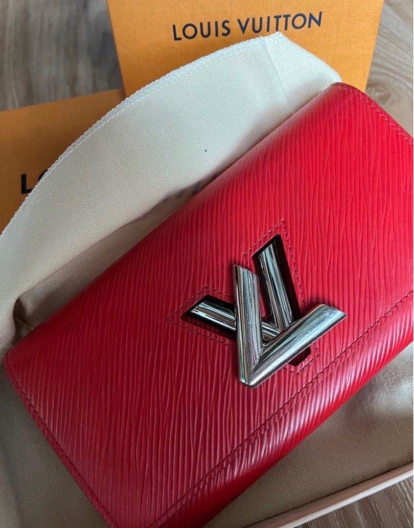 Louis Vuitton Twist Wallet in Red