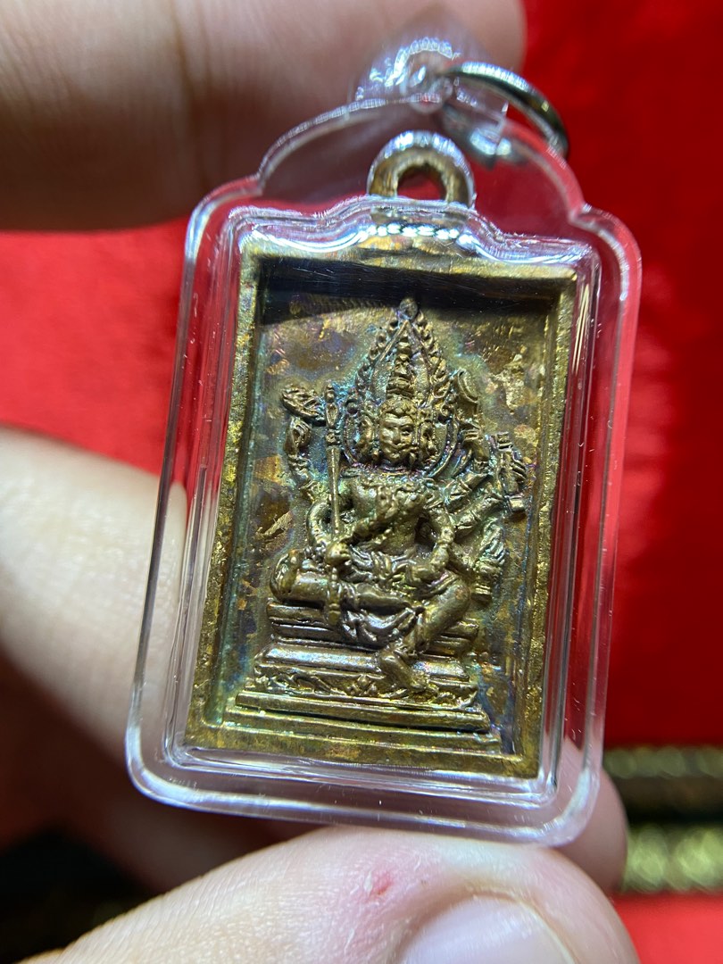 LP Ruay Phra Phrom Rian Lor Roon Raek, Hobbies & Toys, Memorabilia ...