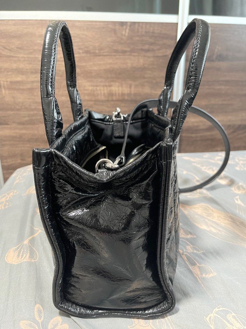 Marc jacobs embossed tote bag store