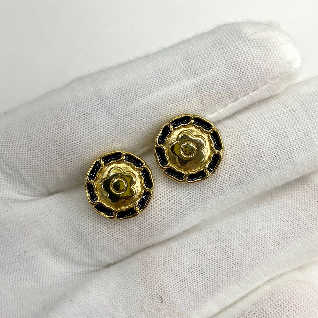 MARY QUANT BLACK AND GOLD EARRINGS 237014396 /, Women's Fashion ...