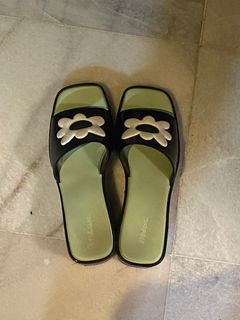 (Category: ) located in . Submitted by mingeong7181 (Listing ID 1231218350, Image 1). Description: .
