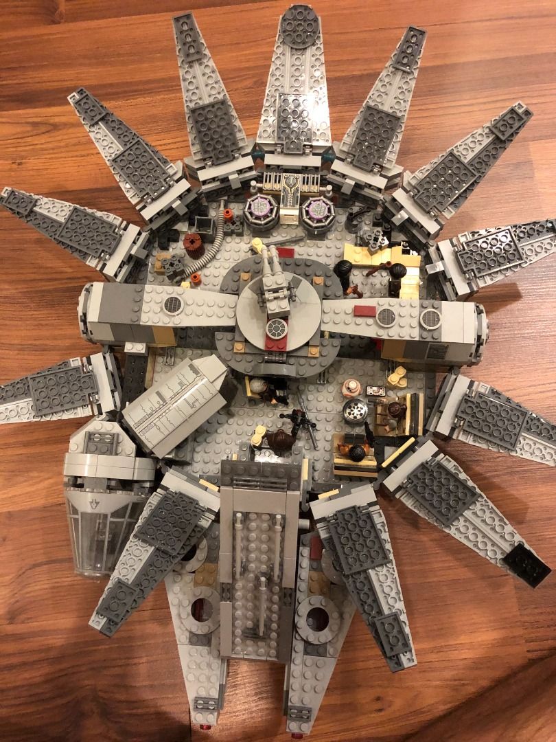Millennium Falcon, TIE fighter, and Slave I LEGO sets, Hobbies & Toys ...