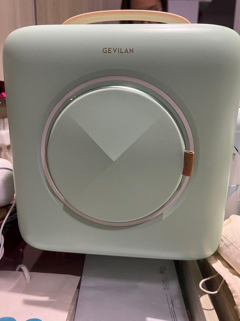 Gevilan Mini fridge for Face Mask/skin care, Beauty & Personal Care