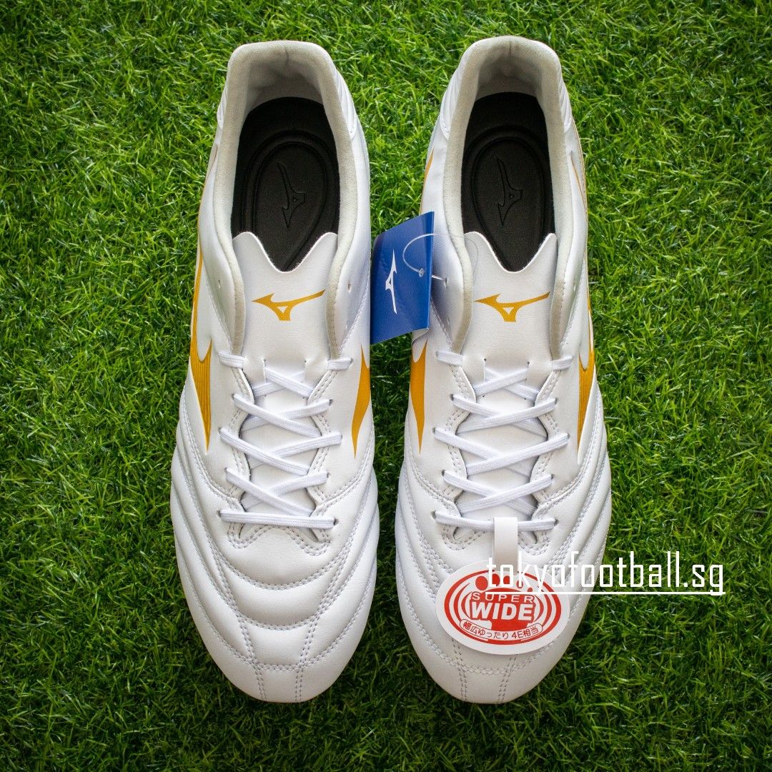Mizuno tokyo gold on sale