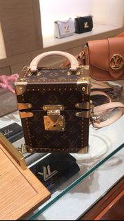 （分類：）位於 。 由 lesleyjim 提交（商品編號 1231242374，圖片 1）。簡介： 。