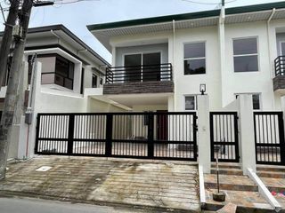 Newly Built House for SALE in Betterliving Paranaque