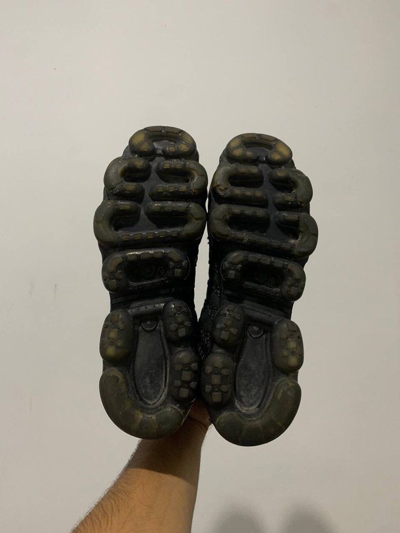 nike vapormax utility size 6