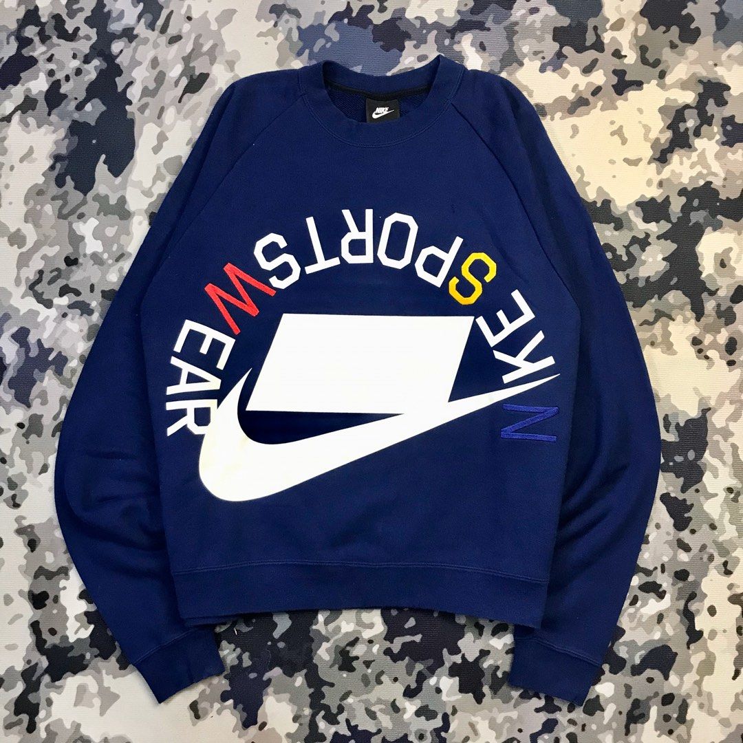Nike nsw sweatshirt shop