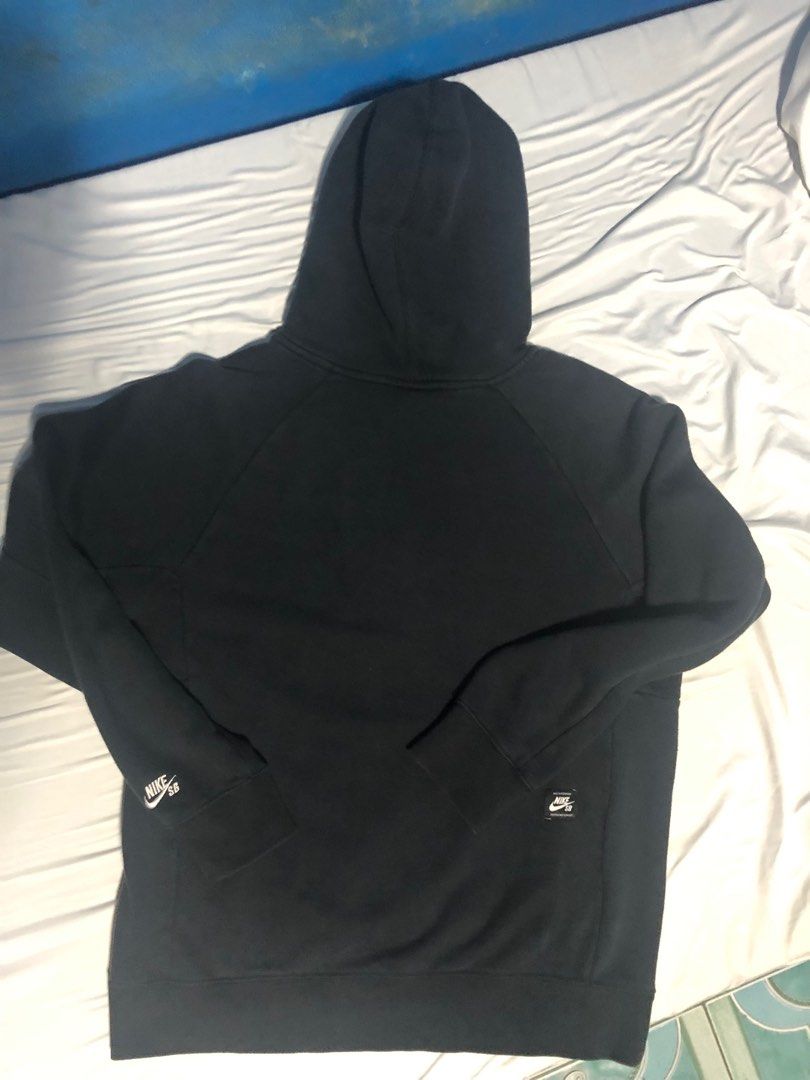 Nike SB Crocodile Hoodie on Carousell