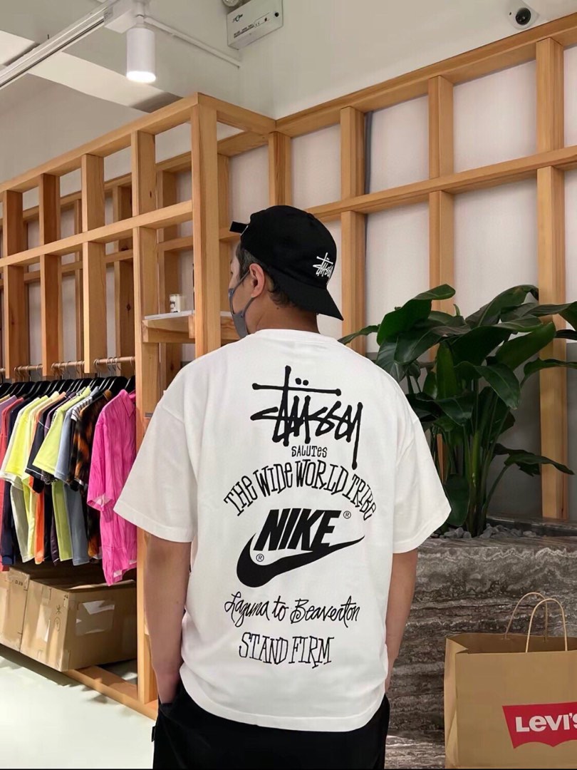 NIKE X Stussy 聯名款後背字母Logo 印花男女款運動休閒刺繡小LOGO短袖T