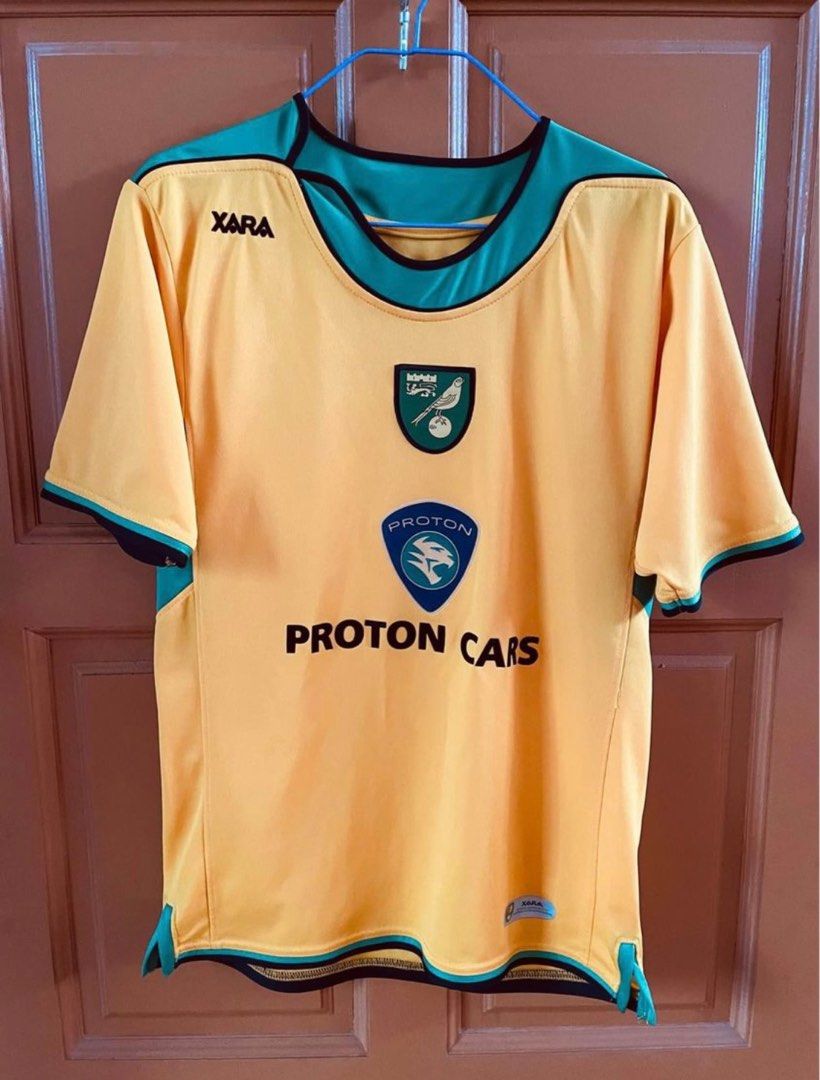 Norwich City Proton jersey size S Men s Fashion Activewear on