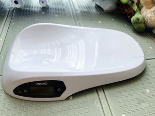 ONEMED Timbangan Bayi Digital Model OD231B