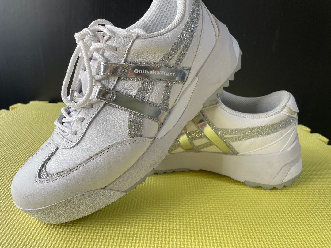 onitsuka store in tokyo