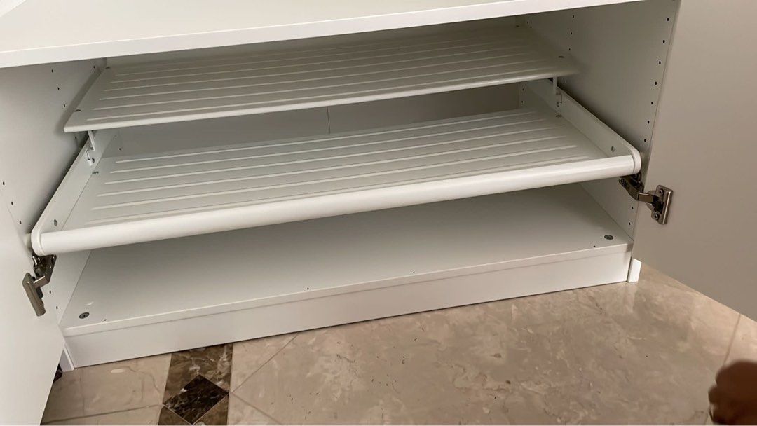 Komplement pull store out shoe shelf