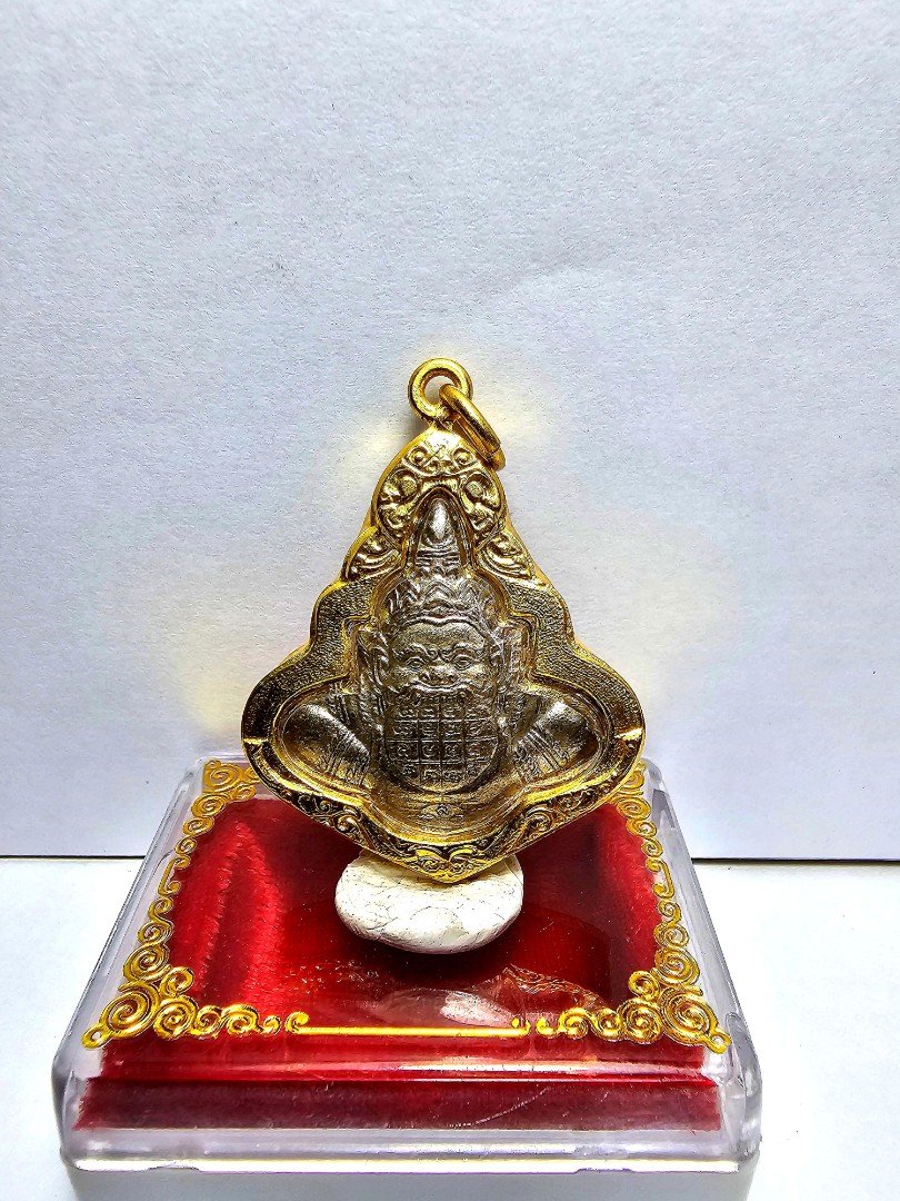 Phra Rahu Thai Amulet Hobbies And Toys Memorabilia And Collectibles Religious Items On Carousell 0827