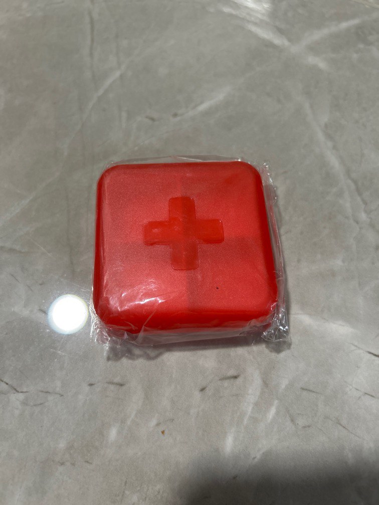 pill-box-health-nutrition-medical-supplies-tools-on-carousell