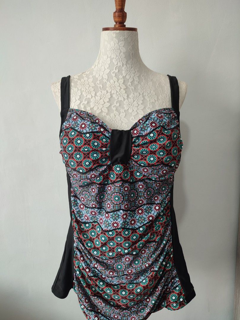 Plus Size Swimwear (Preloved) (Category: Bikinis & Swimsuits) located in Bacoor. Submitted by tipiditymudra (Listing ID 1230089855, Image 3). Description: 100php each item xxl - xxxl rfs: decluttering not ukay no return/refund.
