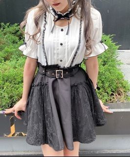 ROJITA jirai kei blouse with choker / Decollete opening frill ribbon blouse