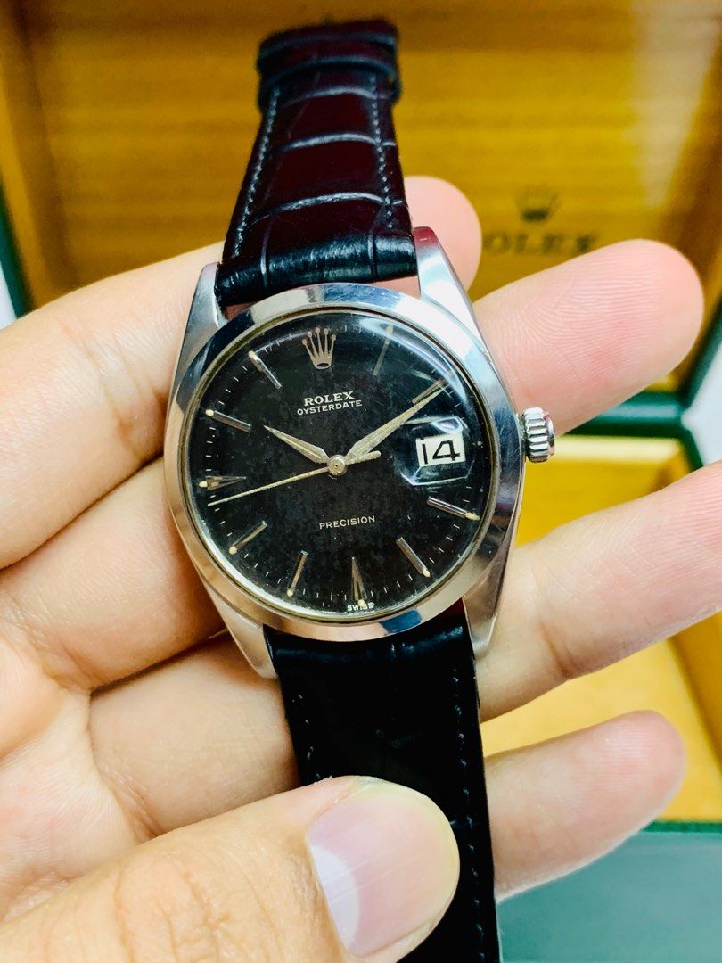 Curved watch sales glass