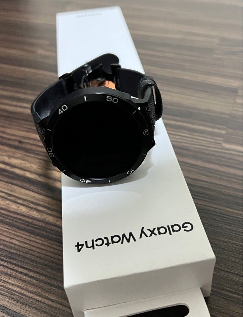 Samsung watch 4 44mm LTE, Mobile Phones & Gadgets, Wearables & Smart