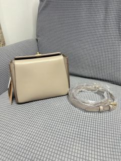 （分類：）位於 。 由 yan_ii 提交（商品編號 1231202067，圖片 1）。簡介： 。