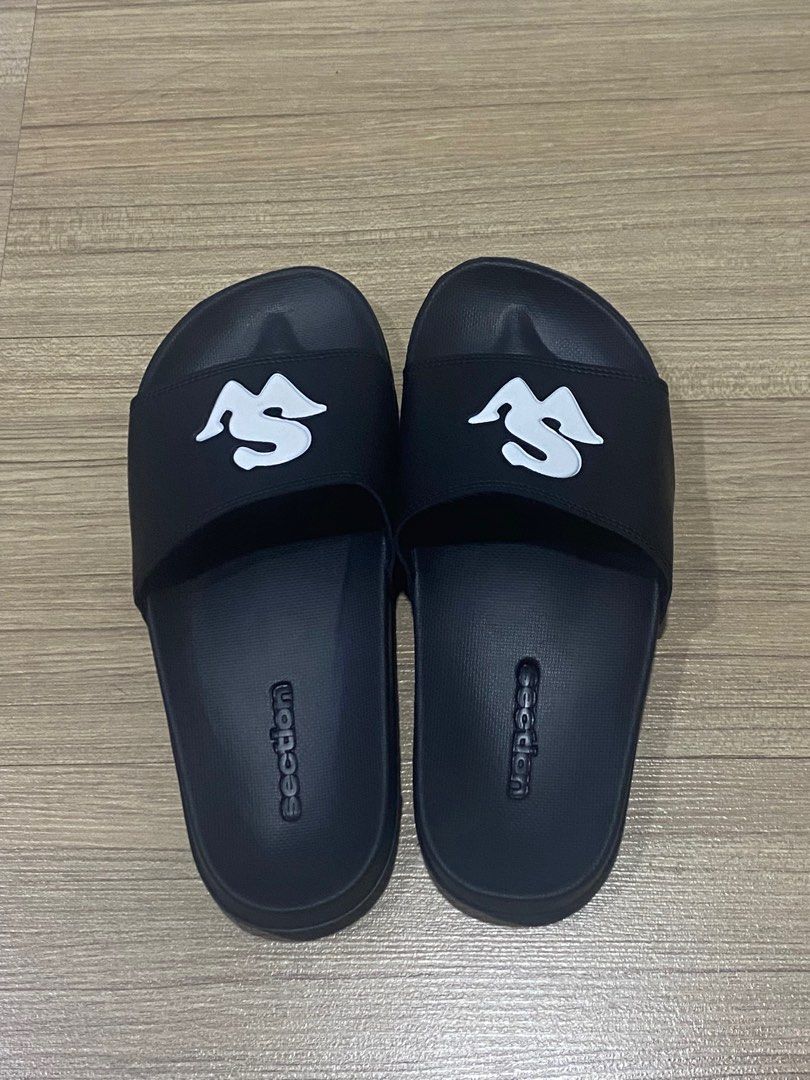 Local sandal brands store