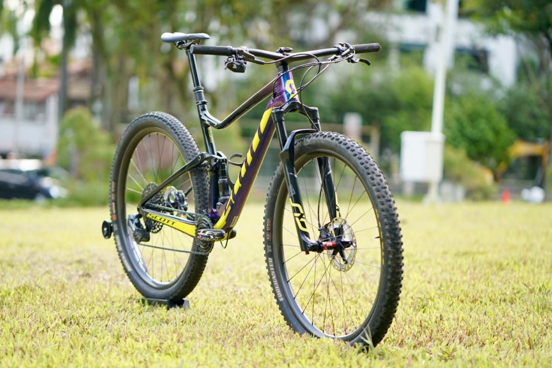 Scott spark rc 900 team issue hotsell