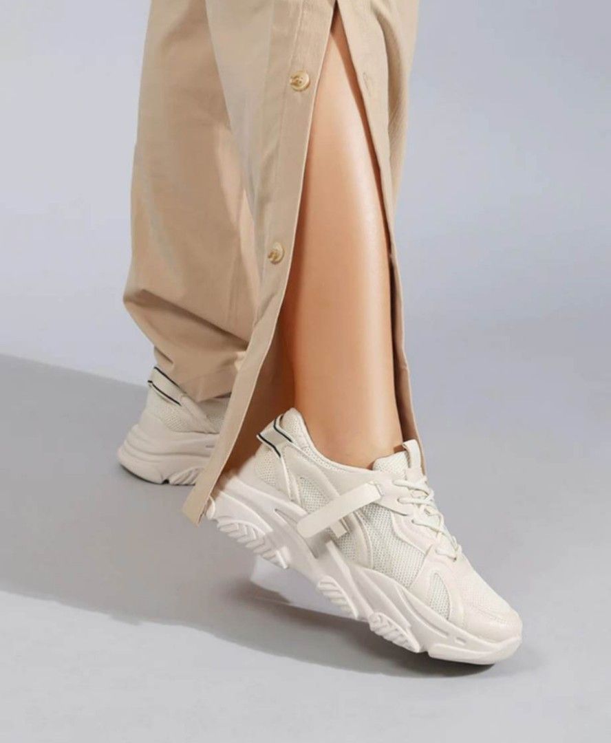 Shubizz rubber shoes store