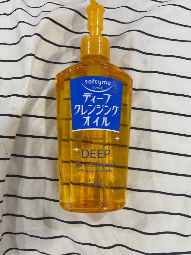 Softymo Deep Cleansing Oil (Category: Face Care) located in Cebu City. Submitted by makeupdontbreakup (Listing ID 1231220870, Image 1). Description: Bought from japan.