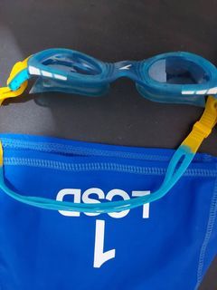 Speedo goggles and swimming cap