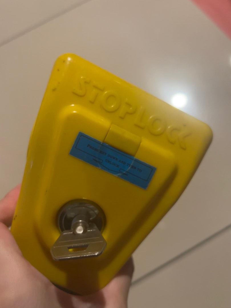 Stoplock Car Sterling Safety Lock (with one key) price including