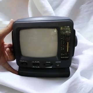 SUNTONE 5" BLACK AND WHITE TV
