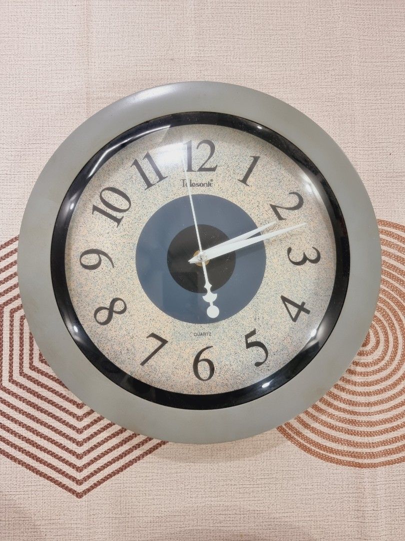 Telesonic Wall Clock, Furniture & Home Living, Home Decor, Clocks on