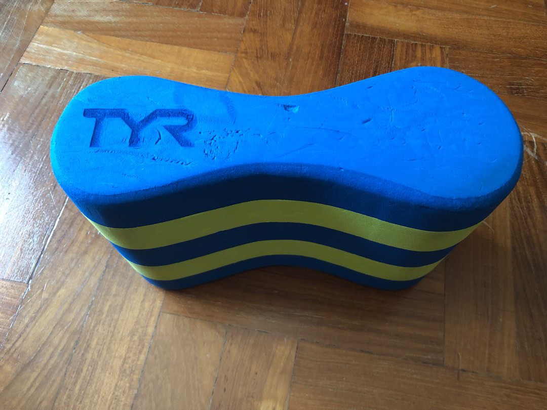 TYR Pull Buoy Rouge/Navy LPFUSA - Flotteur D'Entraînement Natation Taille Unique Pour Renforcer Le Haut Du Corps