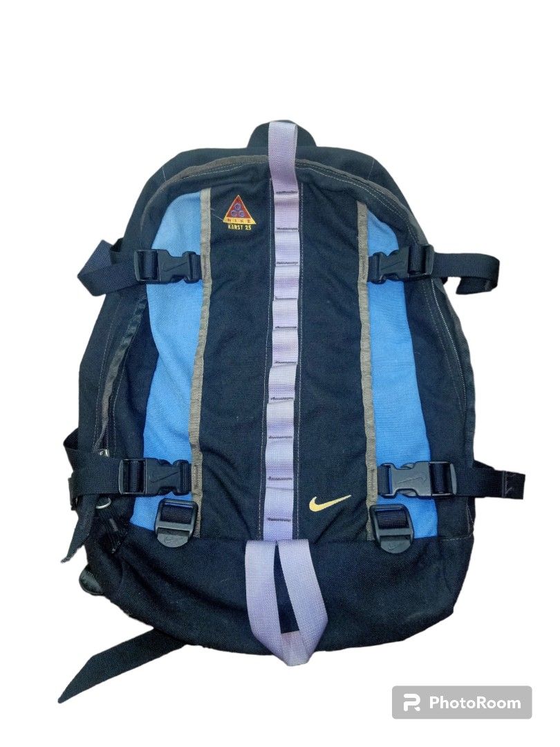 Vintage Nike ACG Karst 25 Backpack