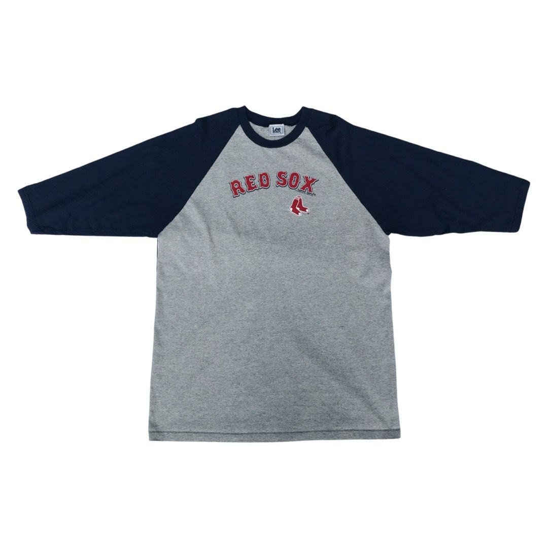 Vintage Raglan Lee Red Sox 2006 (Category: Tshirts & Polo Shirts ) located in Manila. Submitted by 240presolution (Listing ID 1231250777, Image 1). Description: Vintage Raglan Lee Red Sox 2006 SIZE: Large on tag W21 x L30 PRICE: ₱600 Issues: N/A .