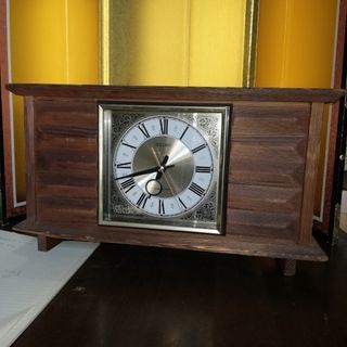 vintage seiko clock