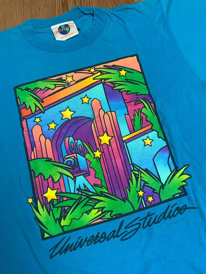 Vintage Universal Studios Art on Carousell