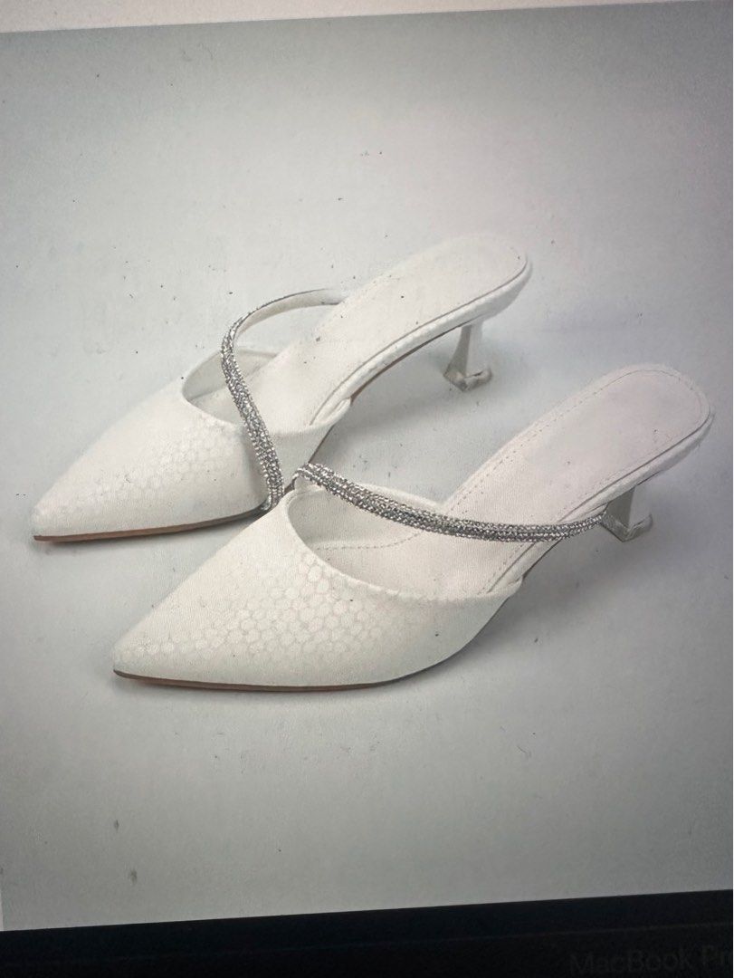 White mule clearance pumps