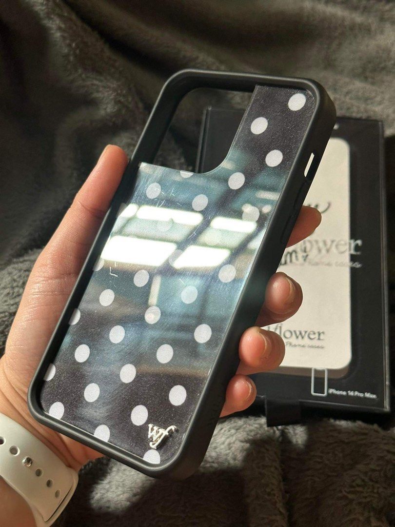 Wildflower Case iphone 14 pro max on Carousell