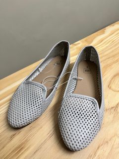 (Category: ) located in . Submitted by miss.preloved (Listing ID 1231187929, Image 1). Description: .